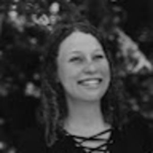 Meet your Posher, Simone